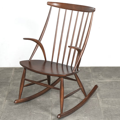 【Niels Eilersen / Illum Wikkelso】ロッキングチェア "Model.IW3 "