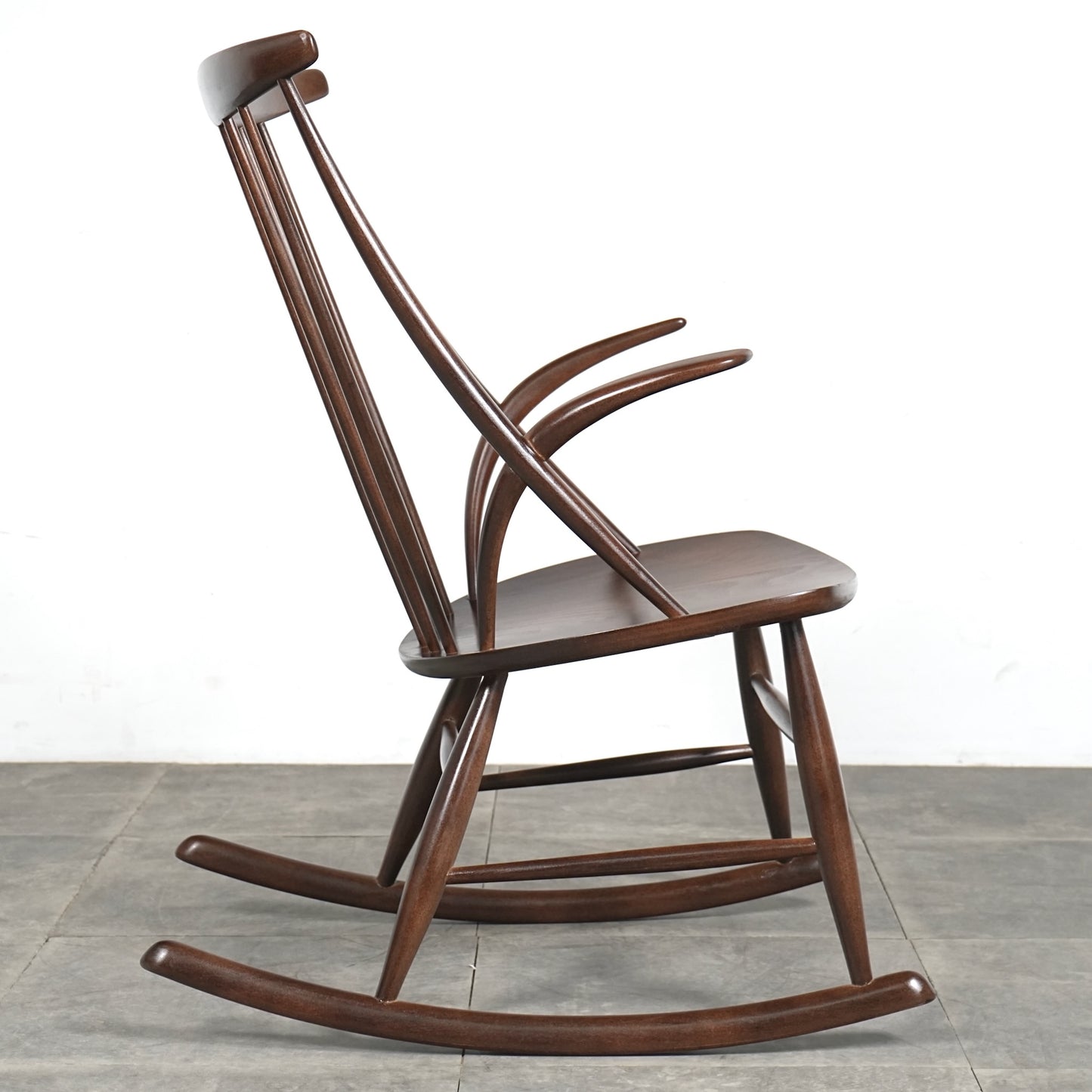 【Niels Eilersen / Illum Wikkelso】ロッキングチェア "Model.IW3 "