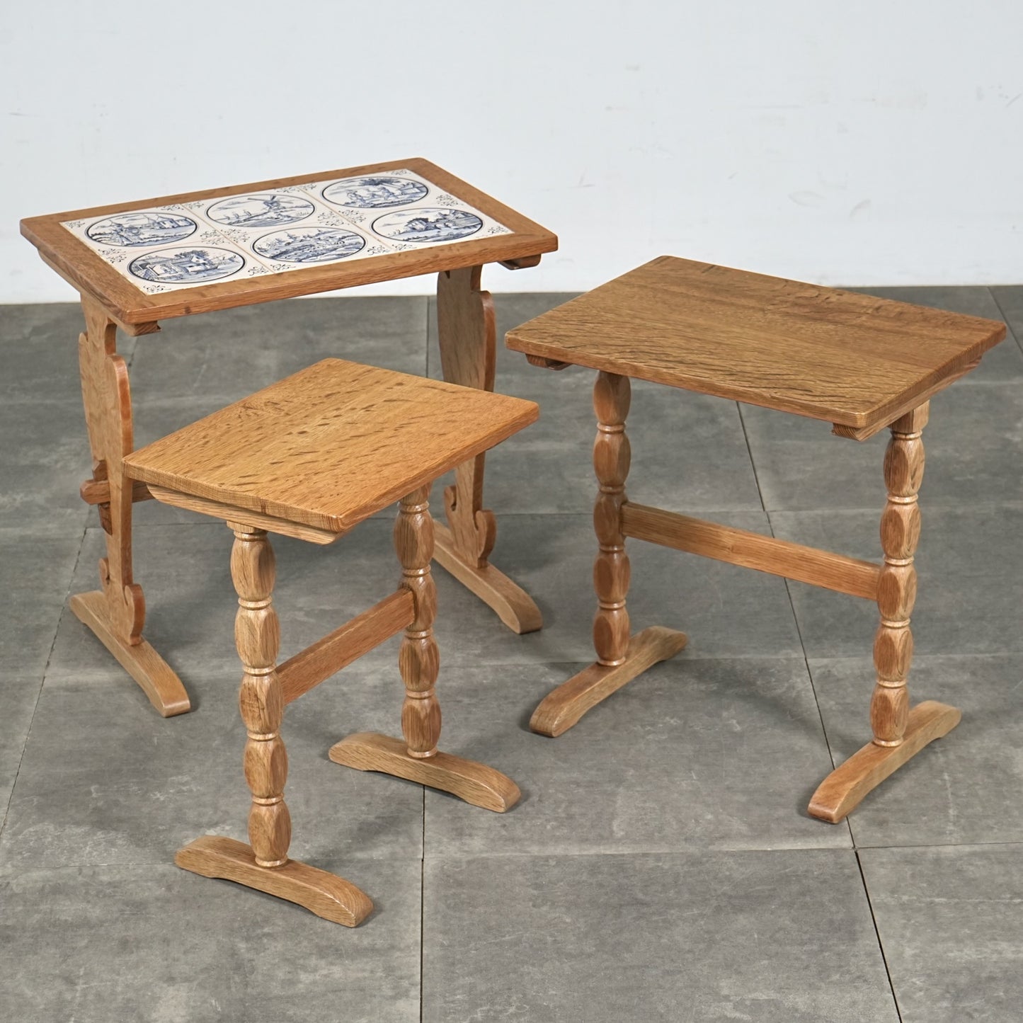 デンマークヴィンテージ タイルトップ ネストテーブル