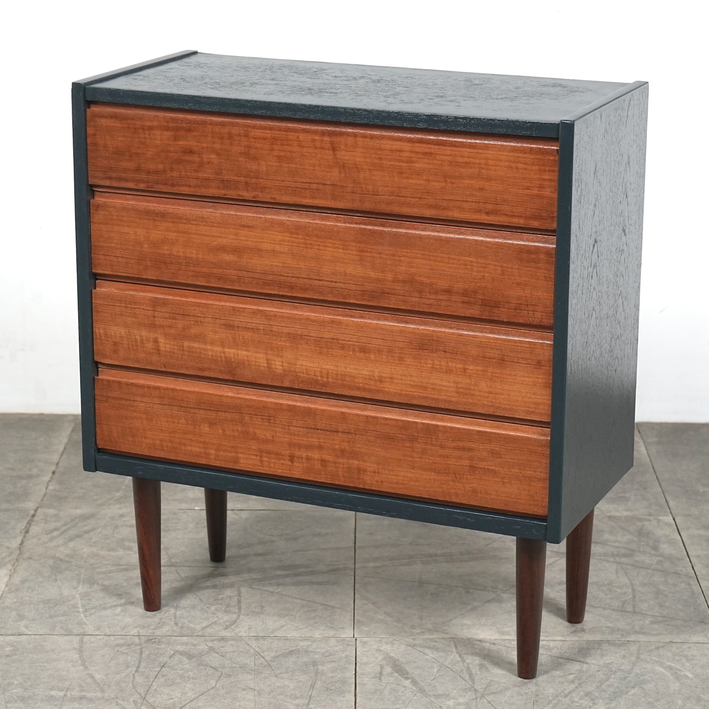 デンマークヴィンテージ チェスト