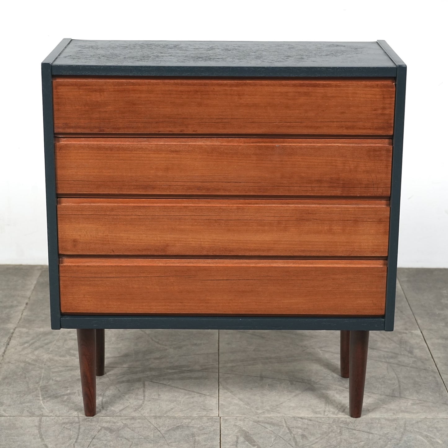 デンマークヴィンテージ チェスト