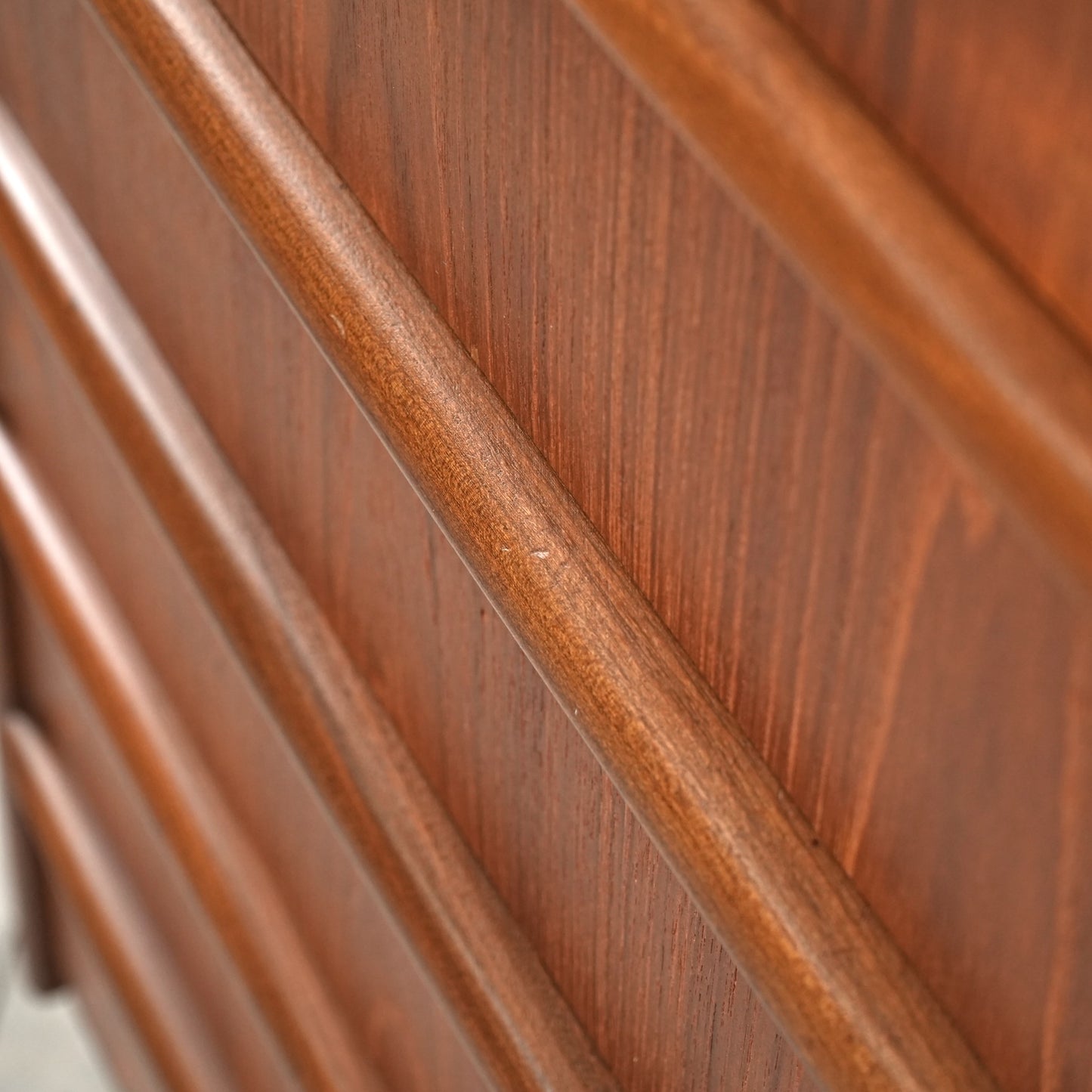 デンマークヴィンテージ ハイチェスト