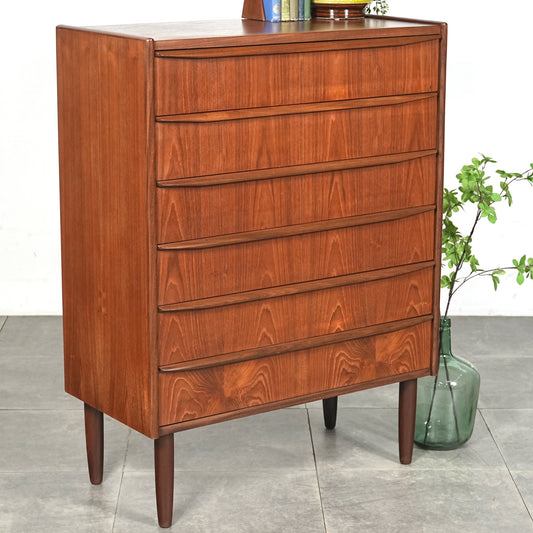 デンマークヴィンテージ ハイチェスト