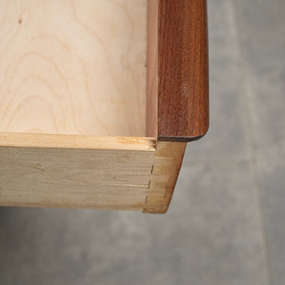 デンマークヴィンテージ ハイチェスト