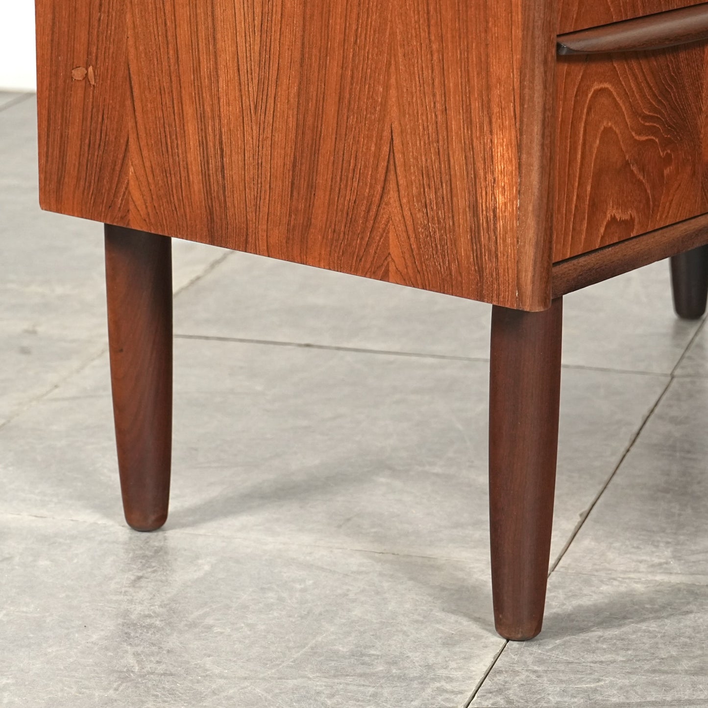 デンマークヴィンテージ ハイチェスト