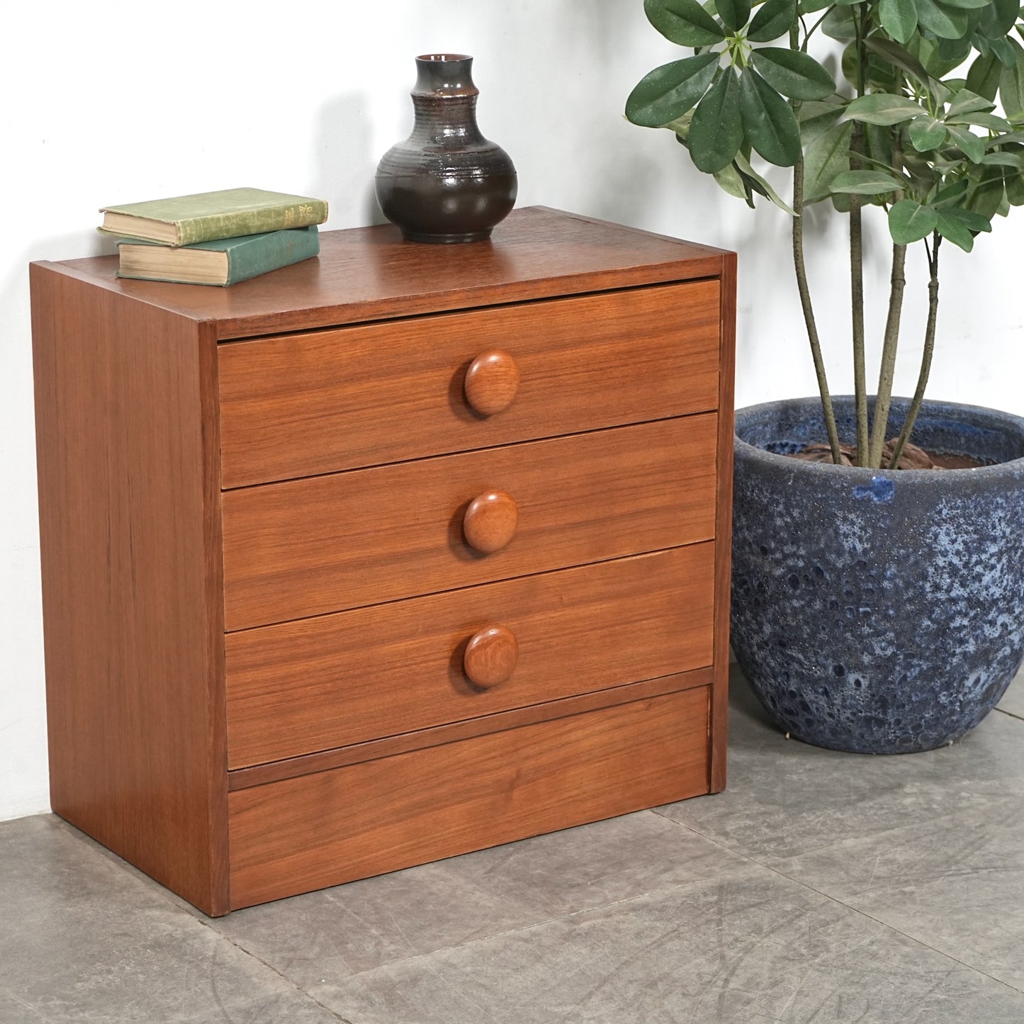 デンマークヴィンテージ サイドチェスト