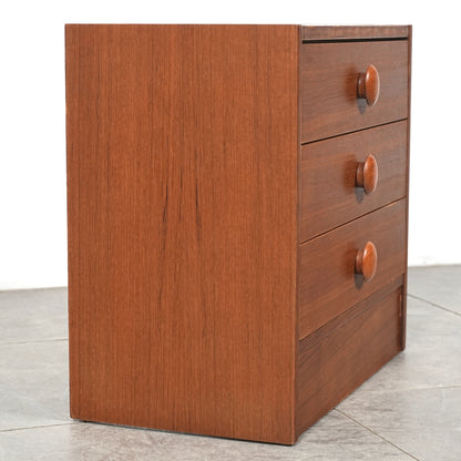 デンマークヴィンテージ サイドチェスト