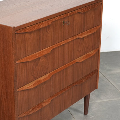 デンマークヴィンテージ チェスト