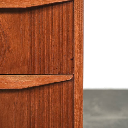 デンマークヴィンテージ チェスト