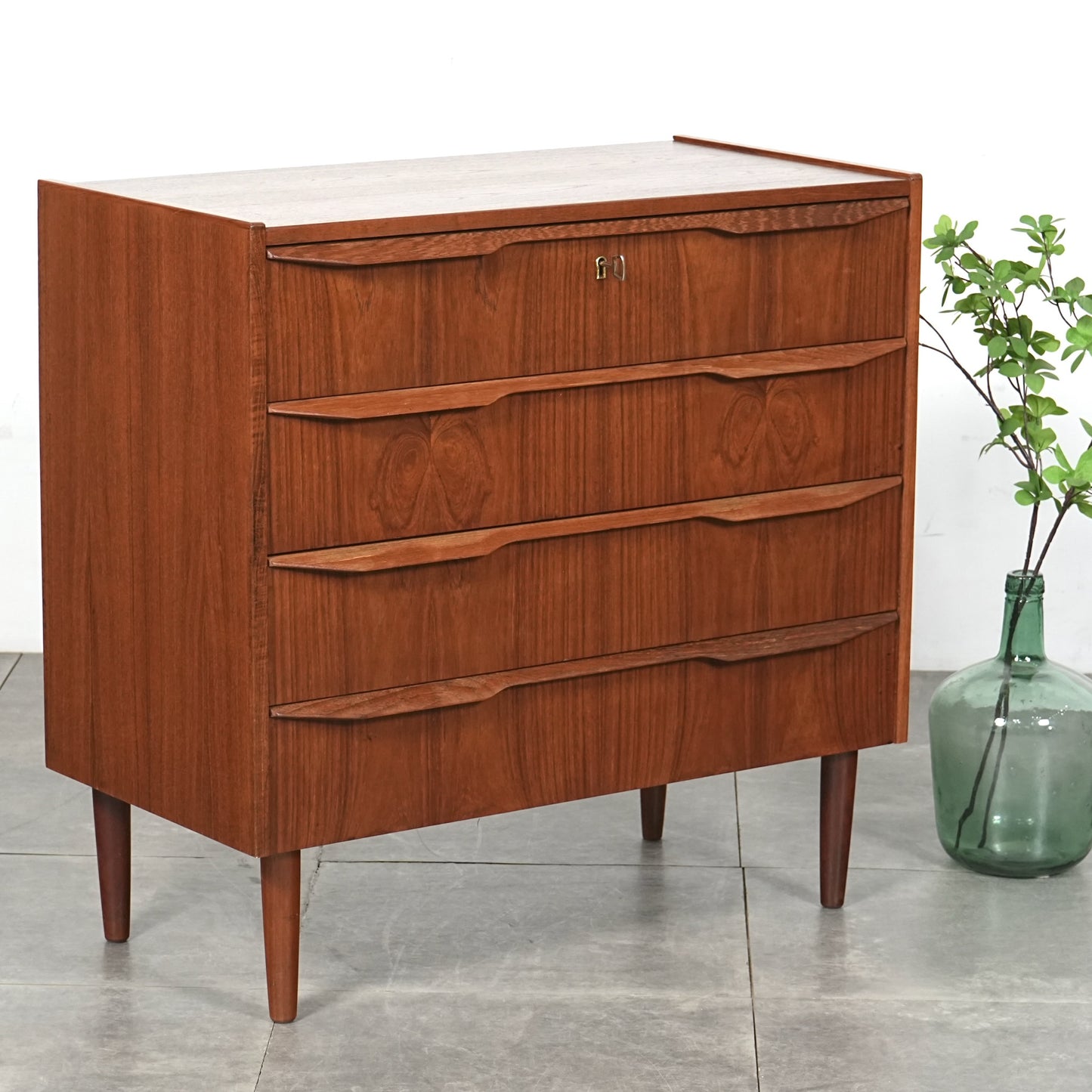 デンマークヴィンテージ チェスト