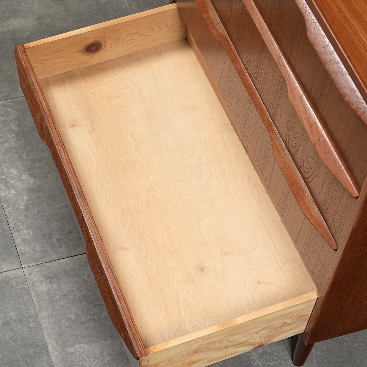 デンマークヴィンテージ チェスト