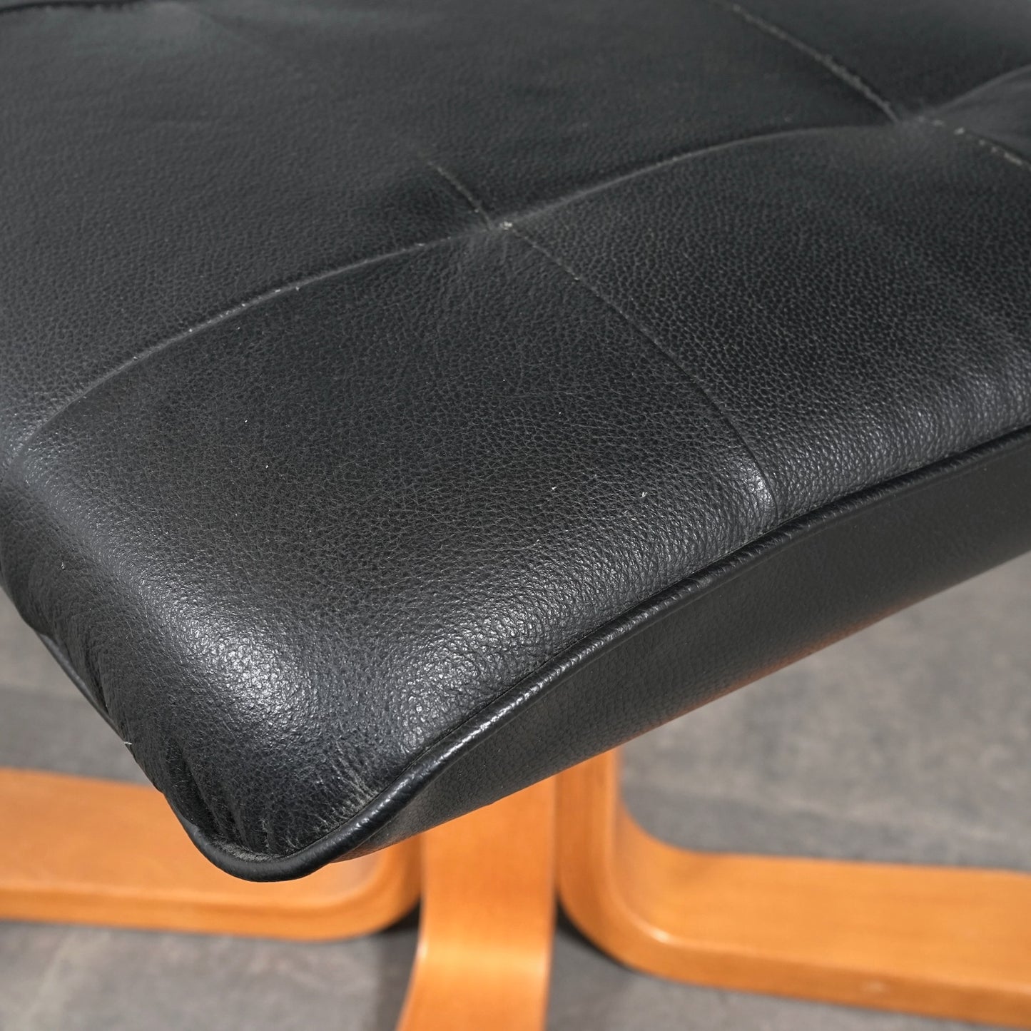 デンマークヴィンテージ スツール(オットマン)