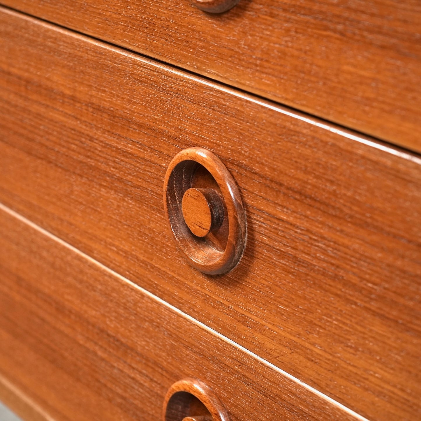 デンマークヴィンテージ チェスト