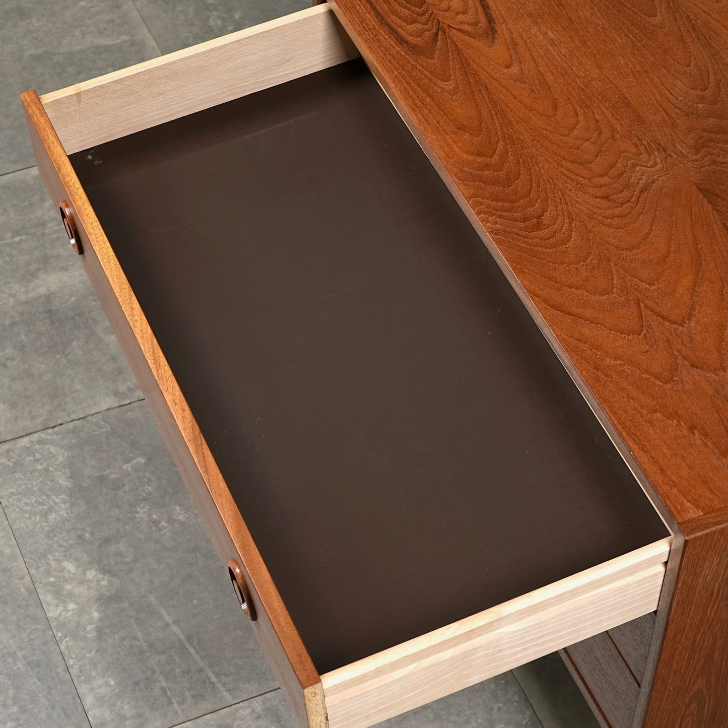 デンマークヴィンテージ チェスト