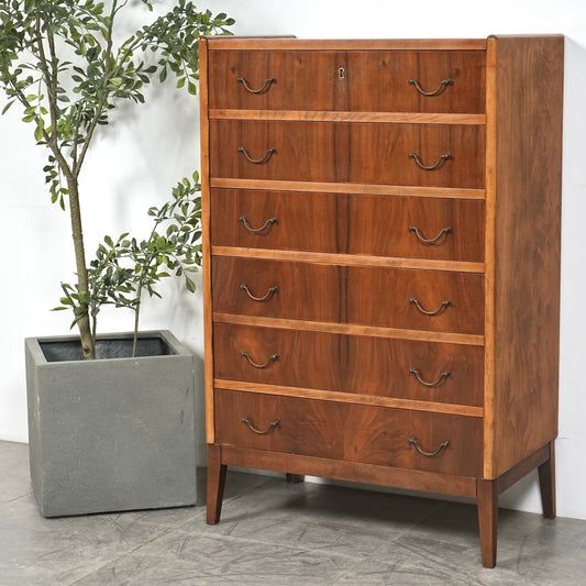 デンマークヴィンテージ ハイチェスト