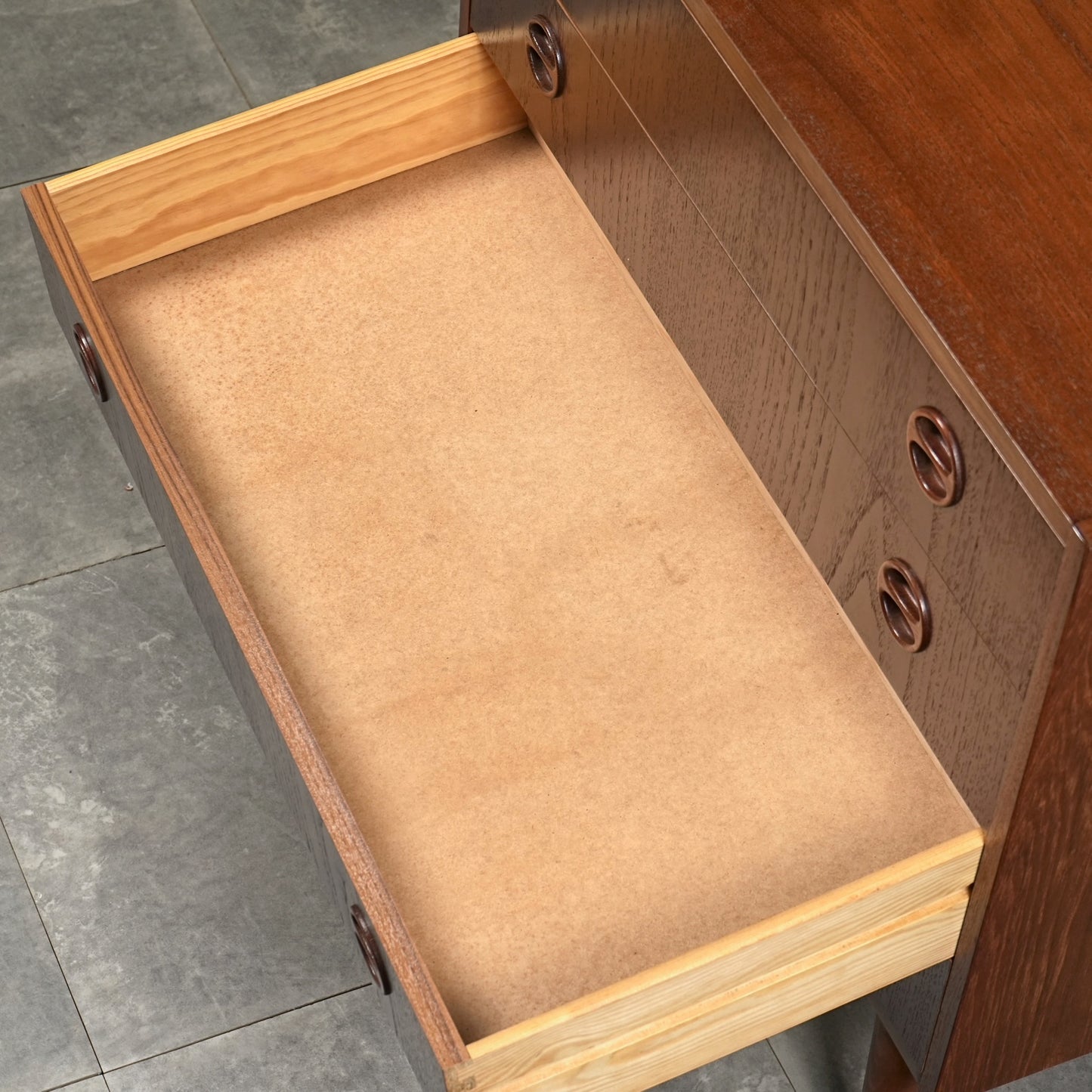 デンマークヴィンテージ チェスト