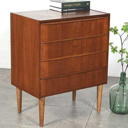 デンマークヴィンテージ チェスト