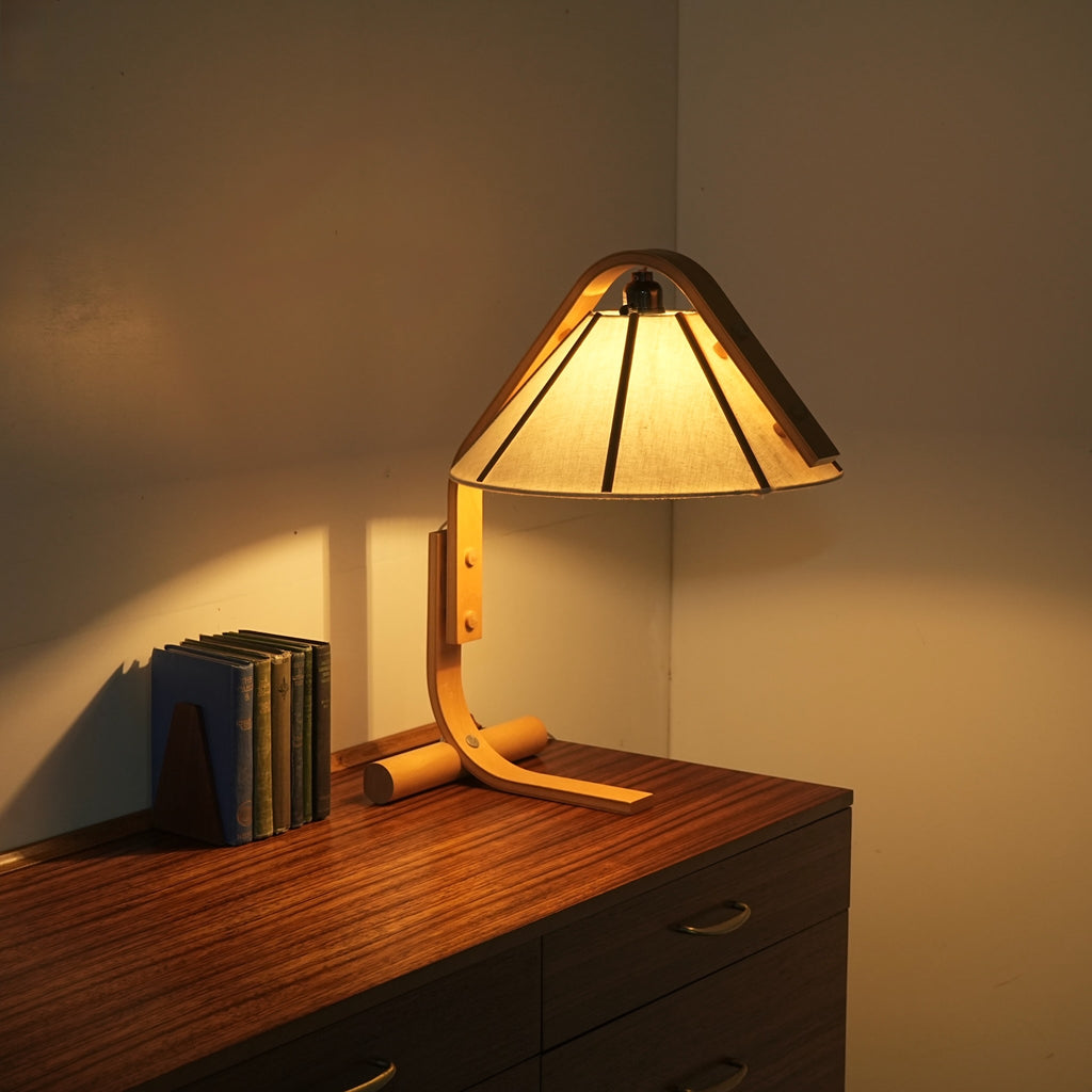 【Aneta / Jan Wickelgren】テーブルランプ