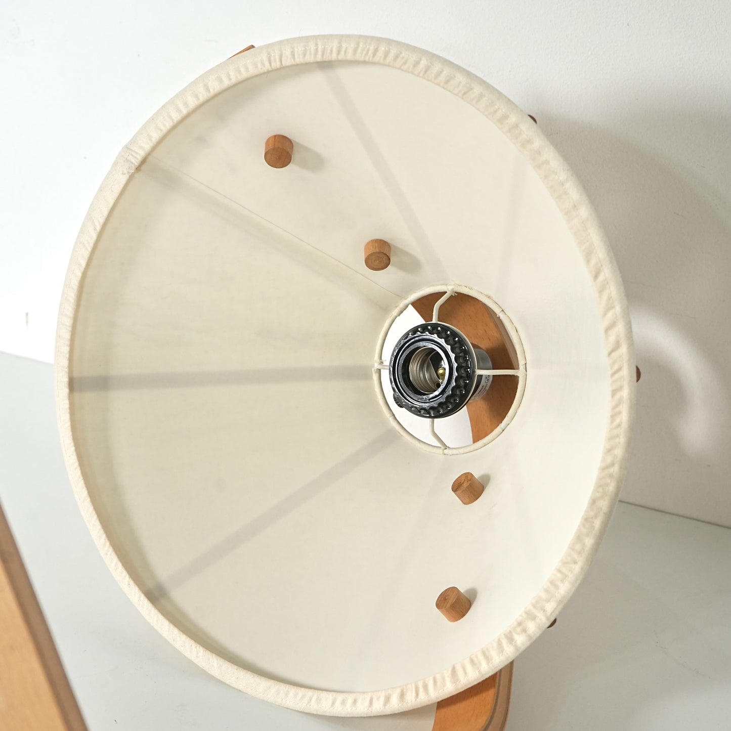 【Aneta / Jan Wickelgren】テーブルランプ