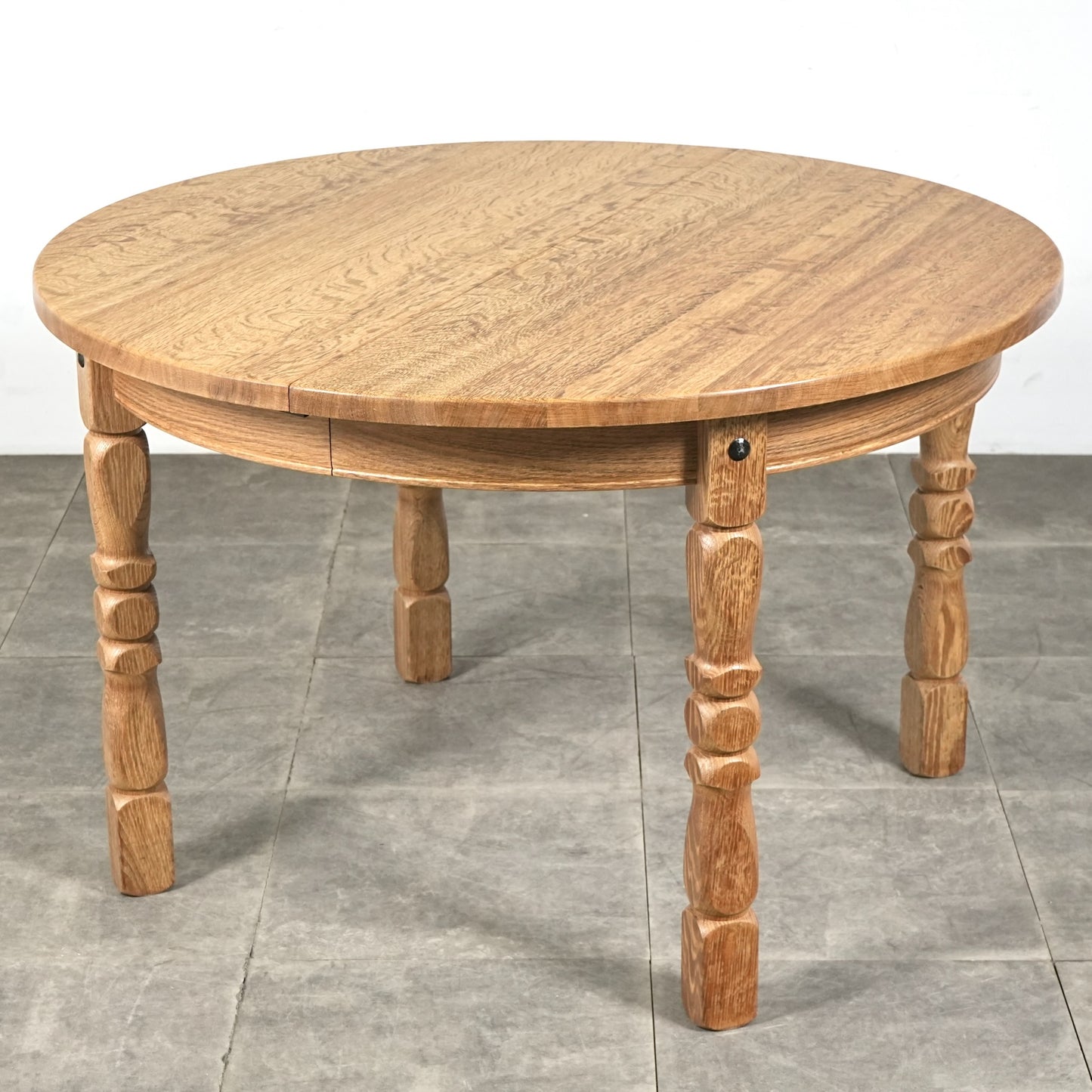 【Henning Kjaernulf】ラウンド エクステンションテーブル