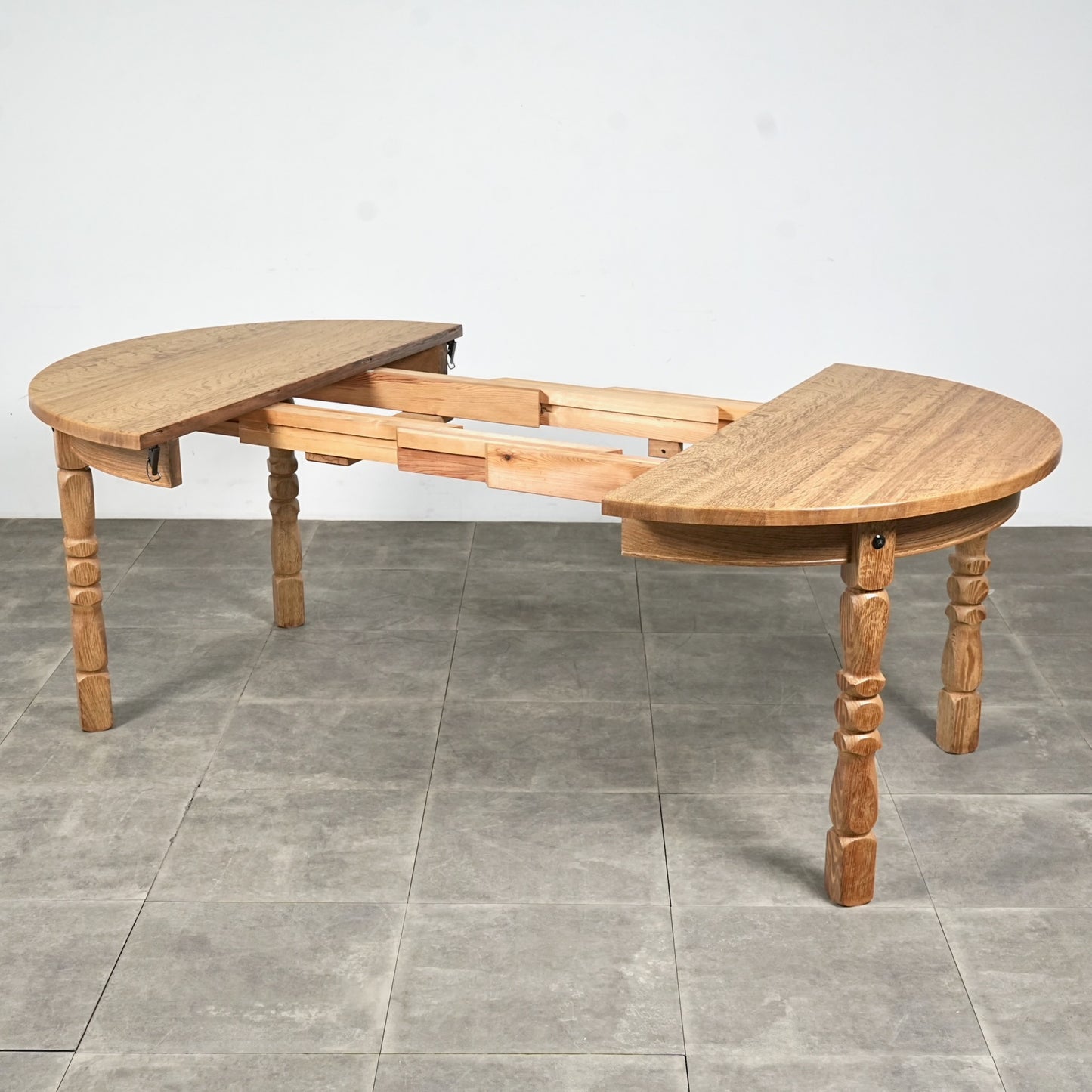 【Henning Kjaernulf】ラウンド エクステンションテーブル