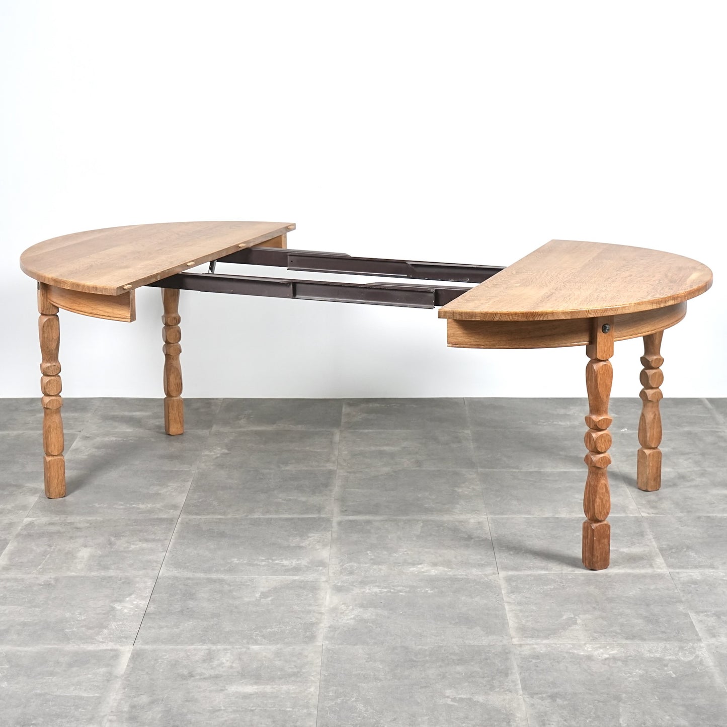 【Henning Kjaernulf】ラウンド エクステンションテーブル