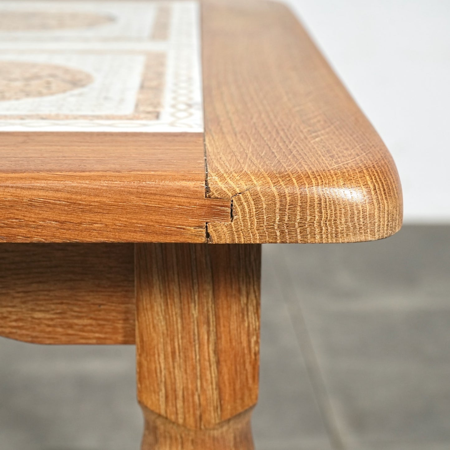 デンマークヴィンテージ タイルトップ ローテーブル