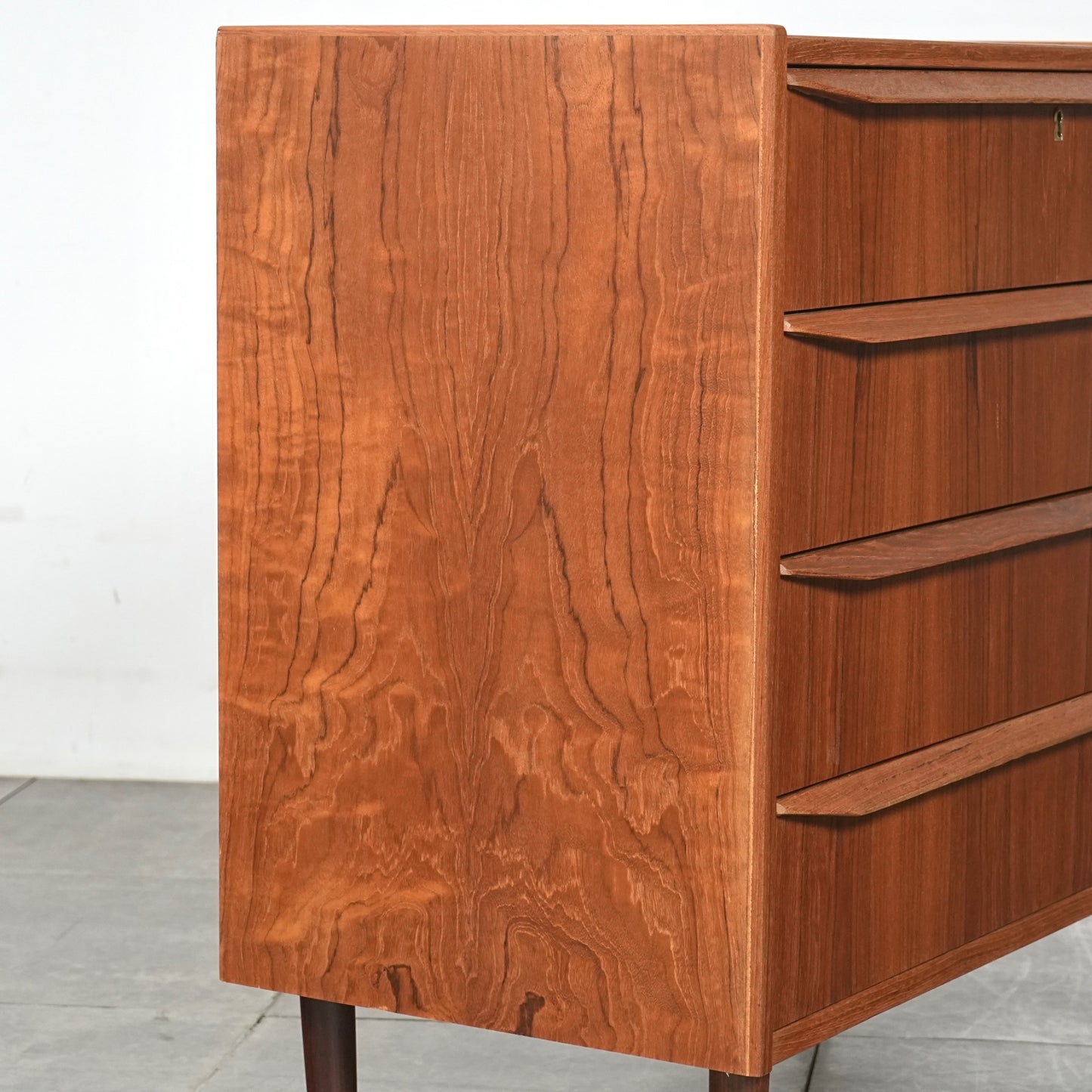 デンマークヴィンテージ チェスト