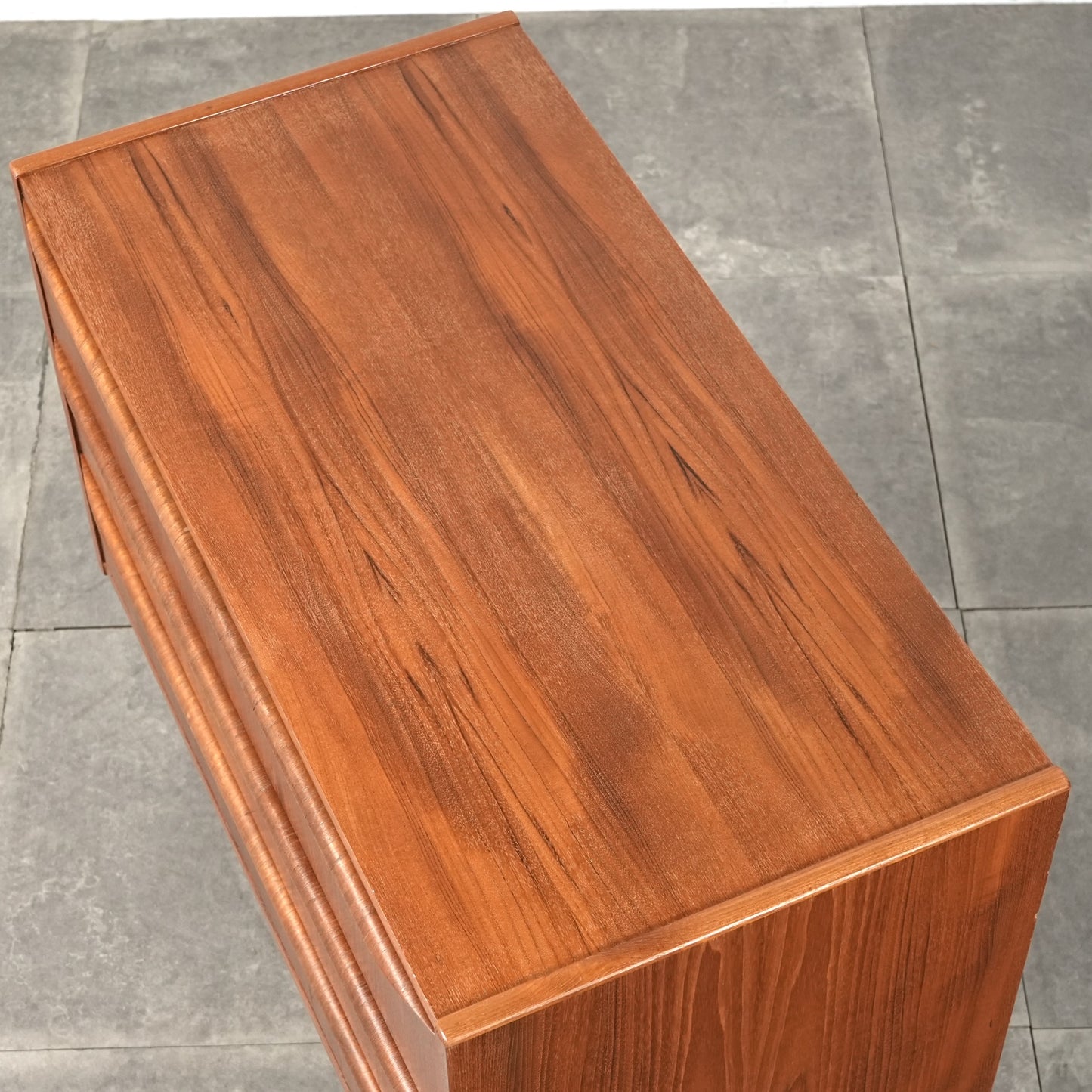 デンマークヴィンテージ チェスト