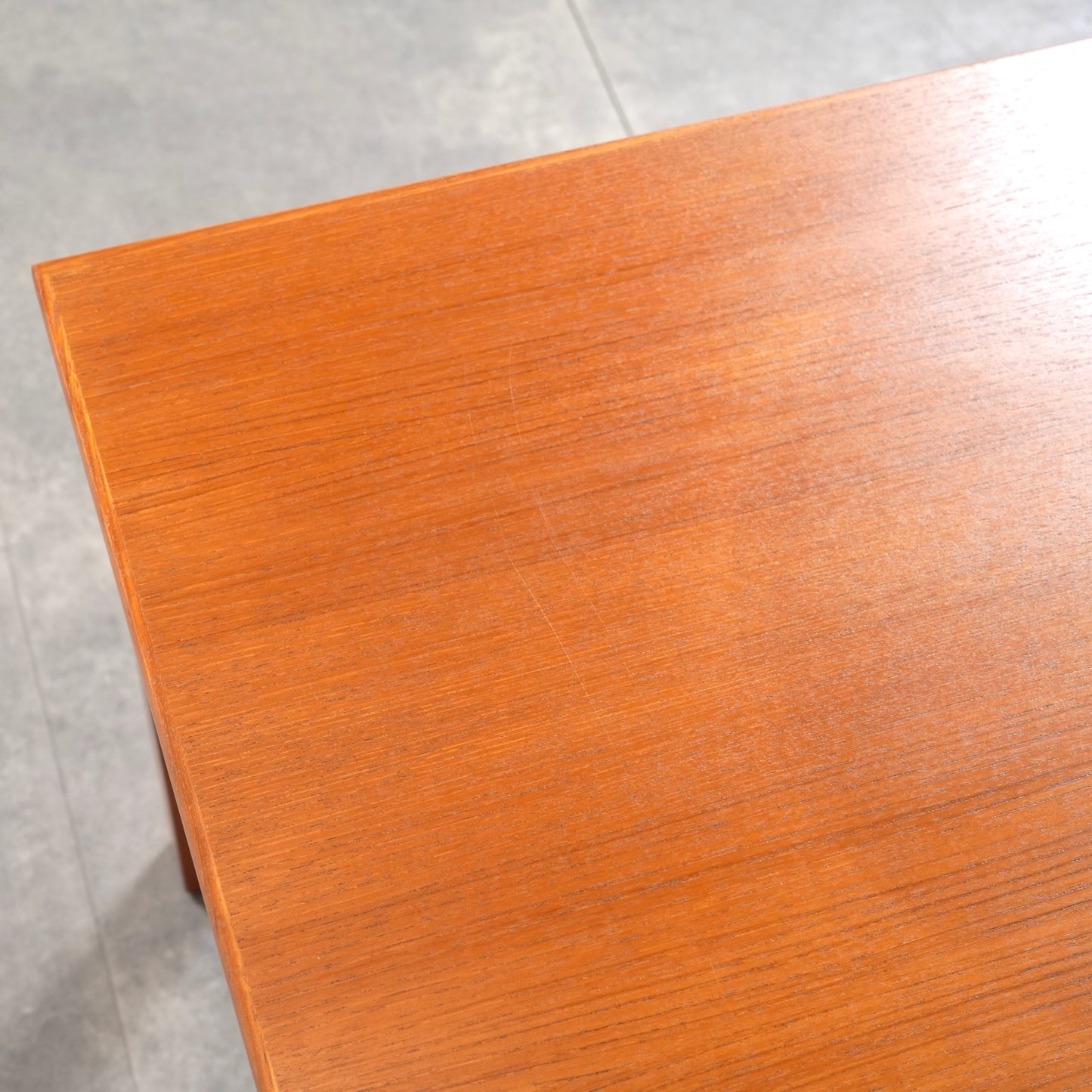 デンマークヴィンテージ ローテーブル