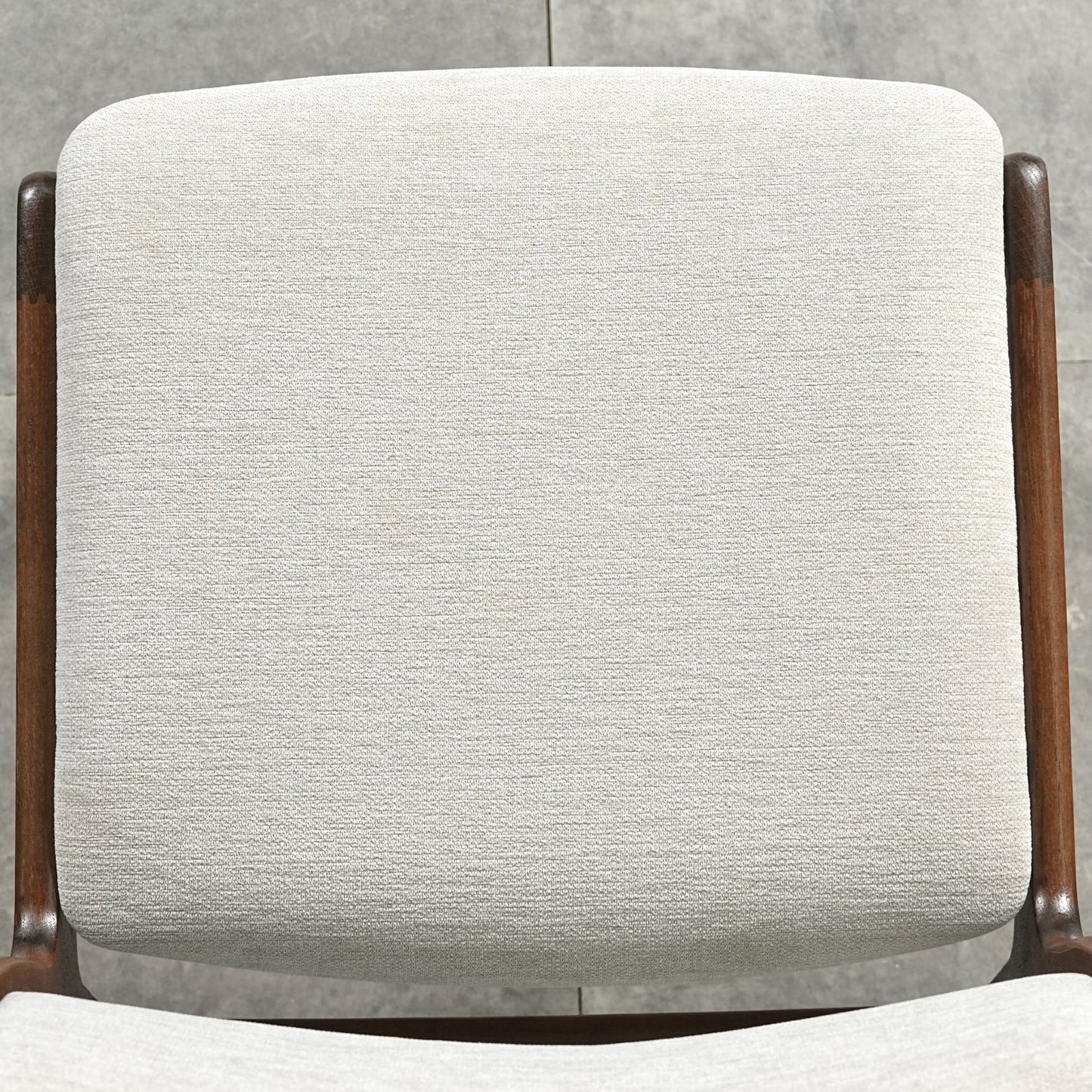 【SKOVBY MOBELFABRIK】ヴィンテージ チェア【張替済】