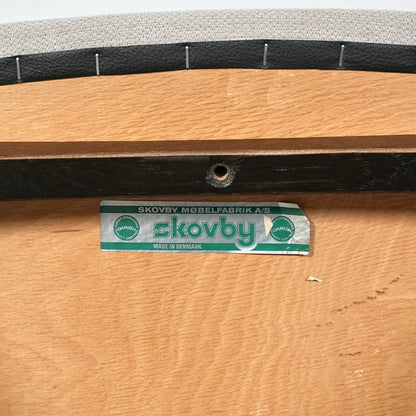 【SKOVBY MOBELFABRIK】ヴィンテージ チェア【張替済】