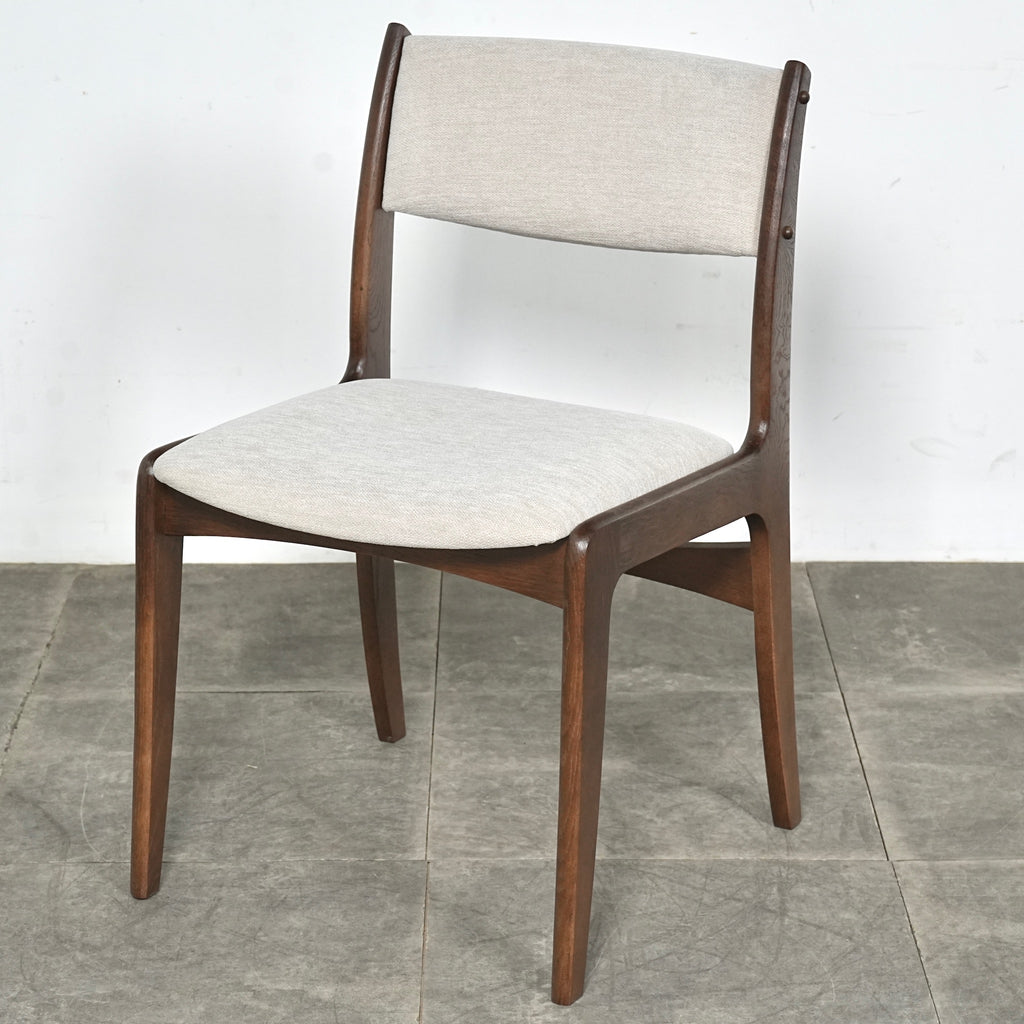 【SKOVBY MOBELFABRIK】ヴィンテージ チェア【張替済】