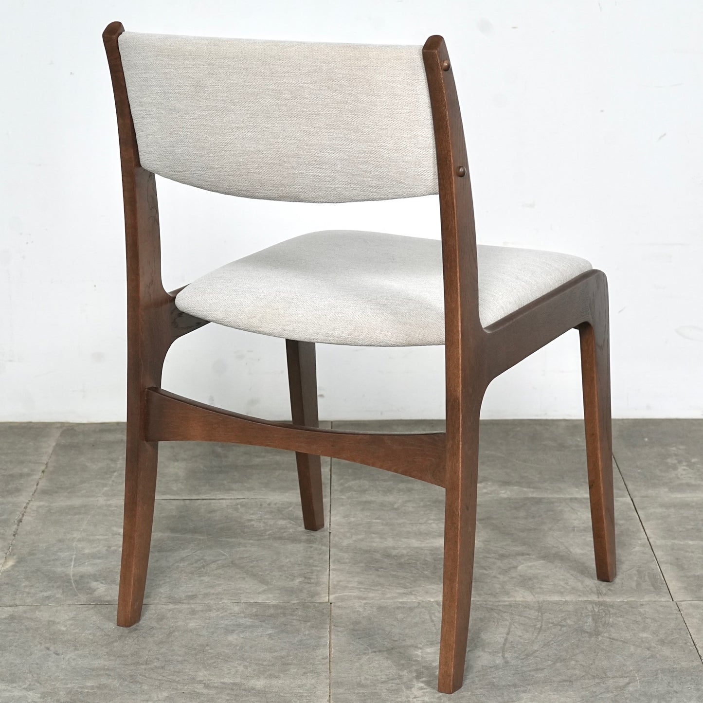 【SKOVBY MOBELFABRIK】ヴィンテージ チェア【張替済】