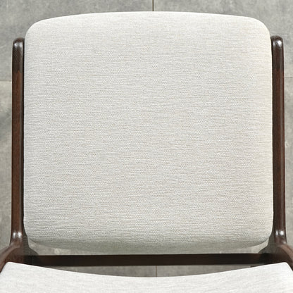 【SKOVBY MOBELFABRIK】ヴィンテージ チェア【張替済】