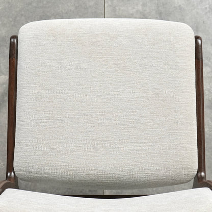 【SKOVBY MOBELFABRIK】ヴィンテージ チェア【張替済】