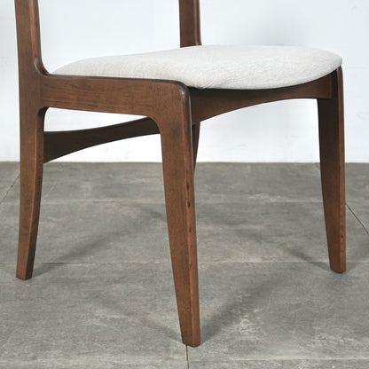 【SKOVBY MOBELFABRIK】ヴィンテージ チェア【張替済】