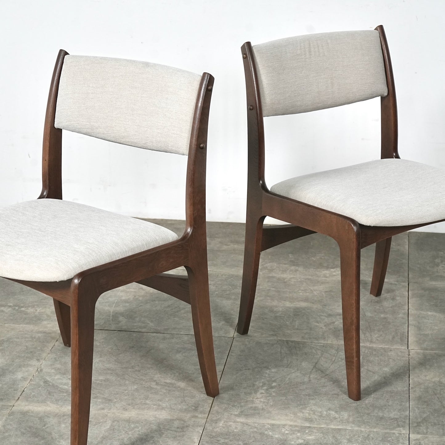 【SKOVBY MOBELFABRIK】ヴィンテージ チェア【張替済】