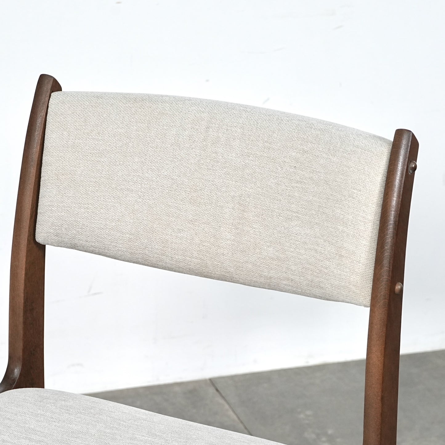 【SKOVBY MOBELFABRIK】ヴィンテージ チェア【張替済】