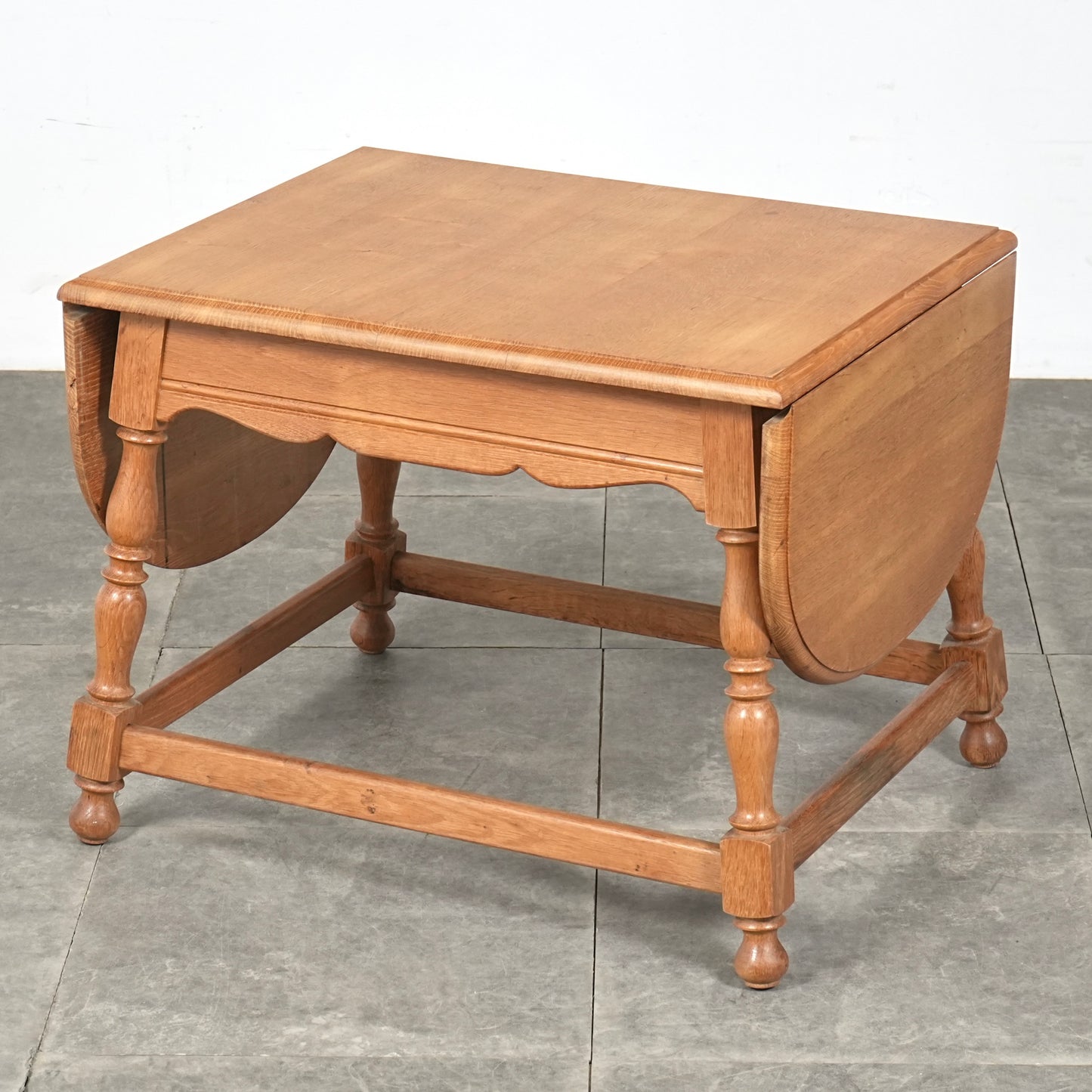 デンマークヴィンテージ ドロップリーフ ローテーブル