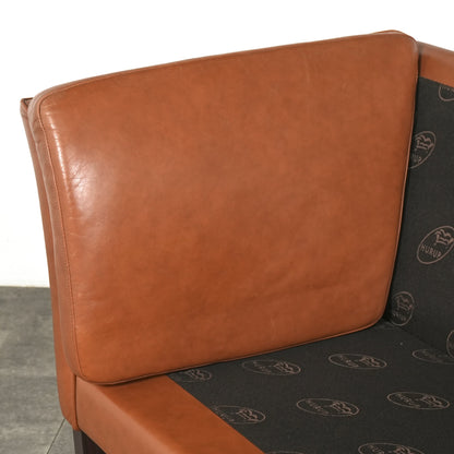 【Hurup Møbelfabrik】ヴィンテージ レザーソファ