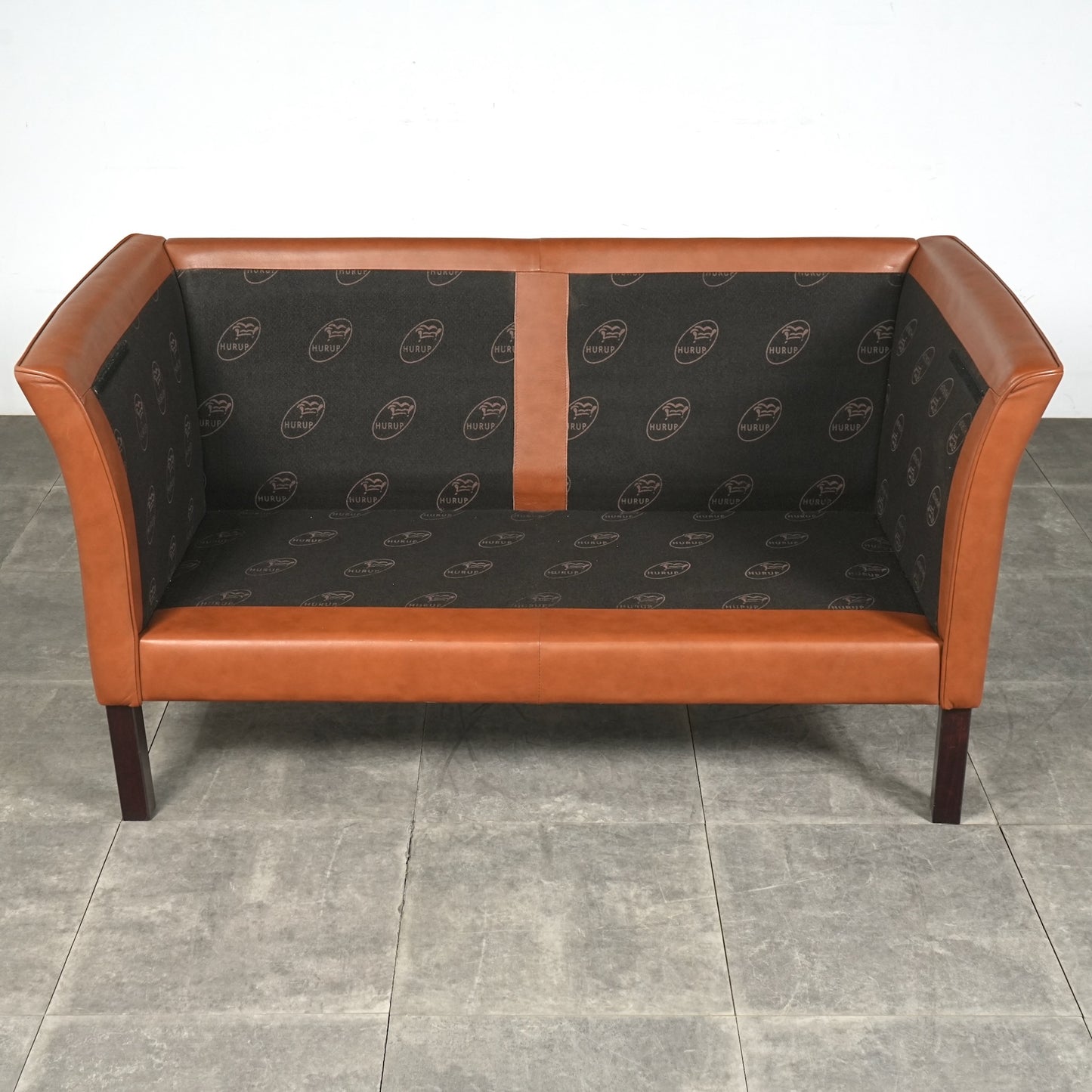 【Hurup Møbelfabrik】ヴィンテージ レザーソファ