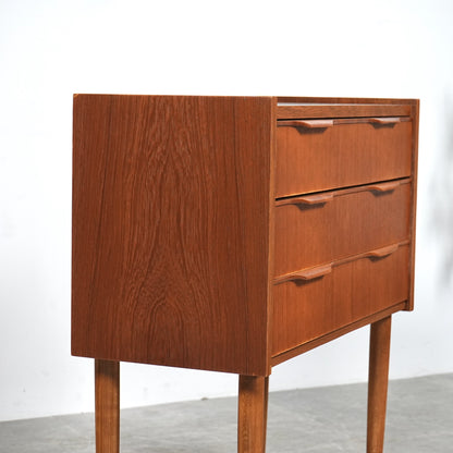 デンマークヴィンテージ チェスト