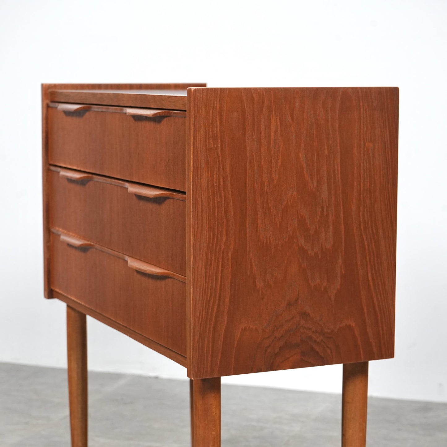 デンマークヴィンテージ チェスト