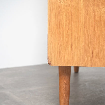 デンマークヴィンテージ ハイチェスト