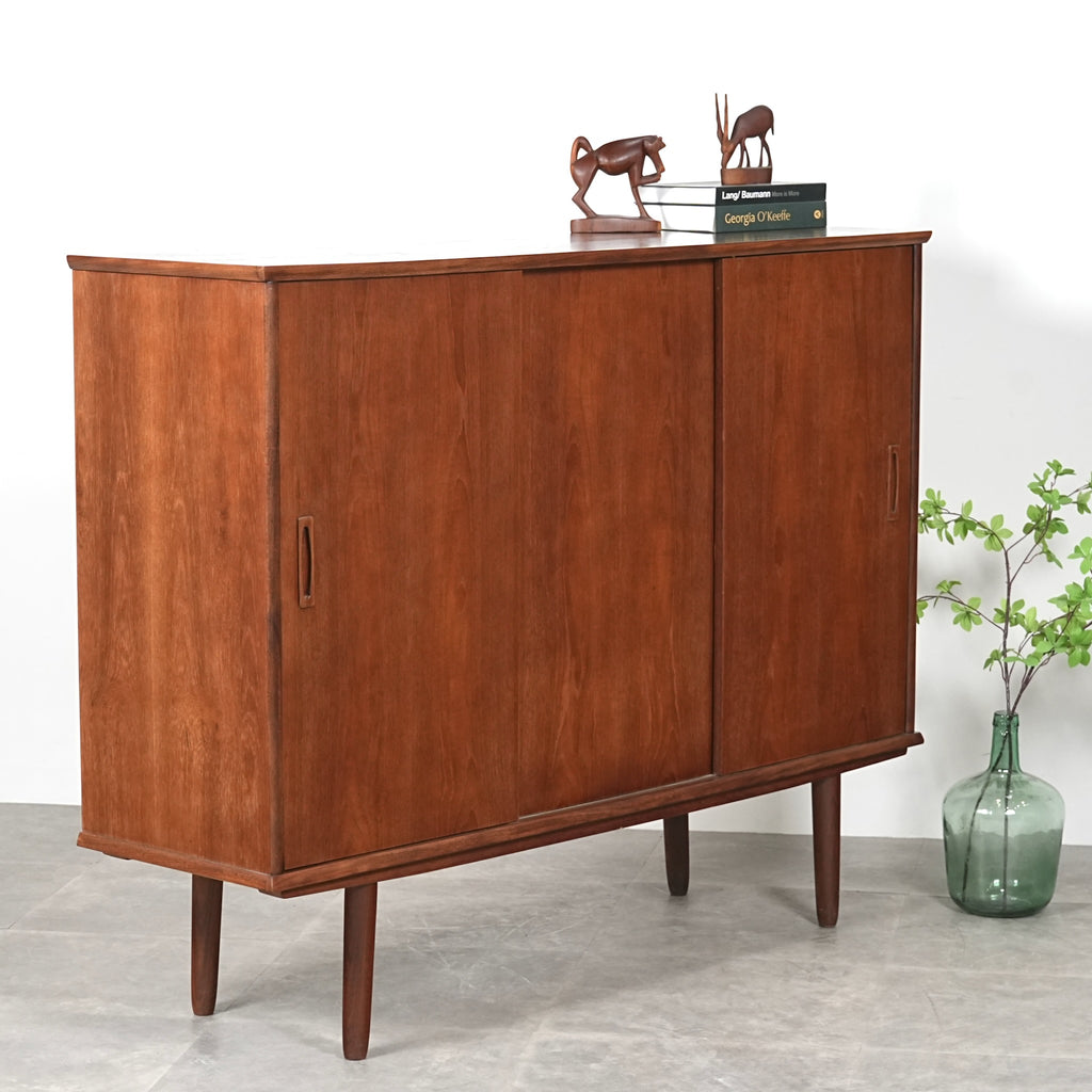 デンマークヴィンテージ ハイサイドボード