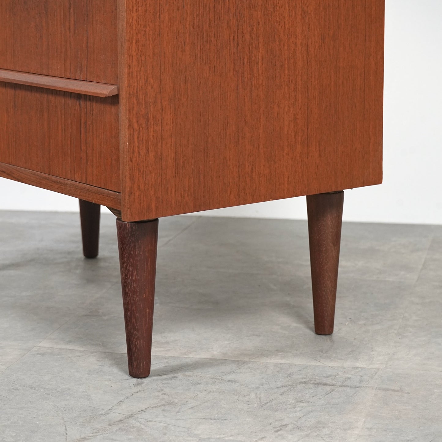 デンマークヴィンテージ ハイチェスト