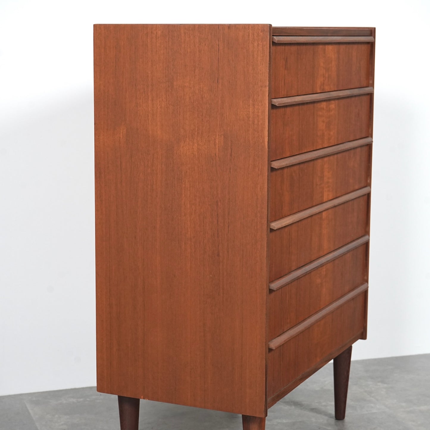 デンマークヴィンテージ ハイチェスト