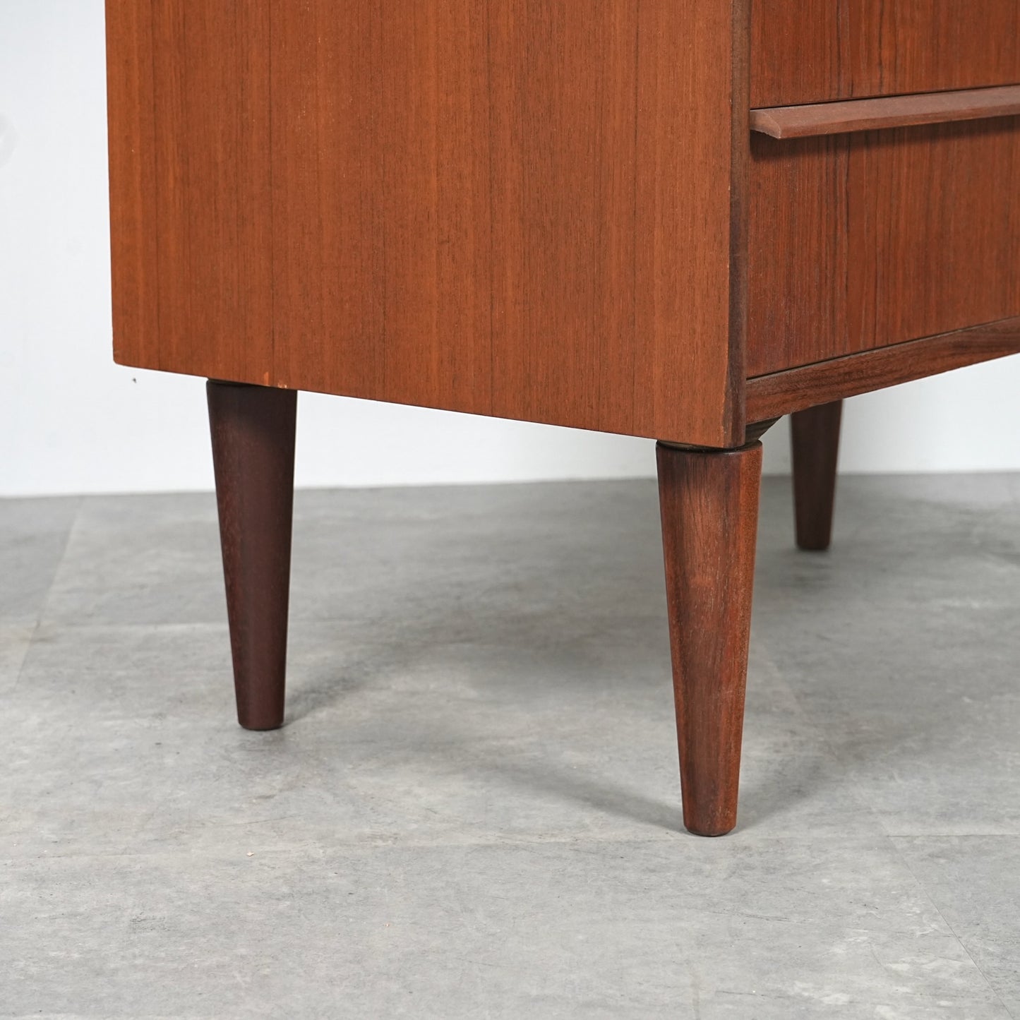 デンマークヴィンテージ ハイチェスト