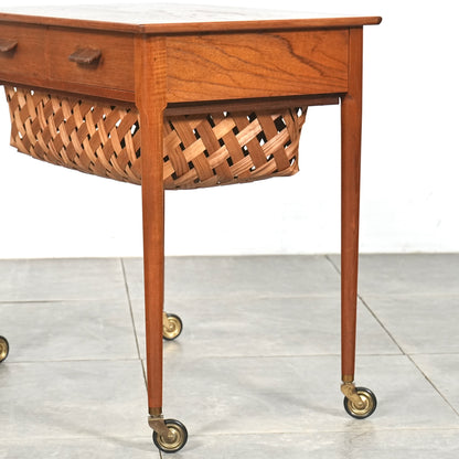 【Poul M Volther】ソーイングテーブル